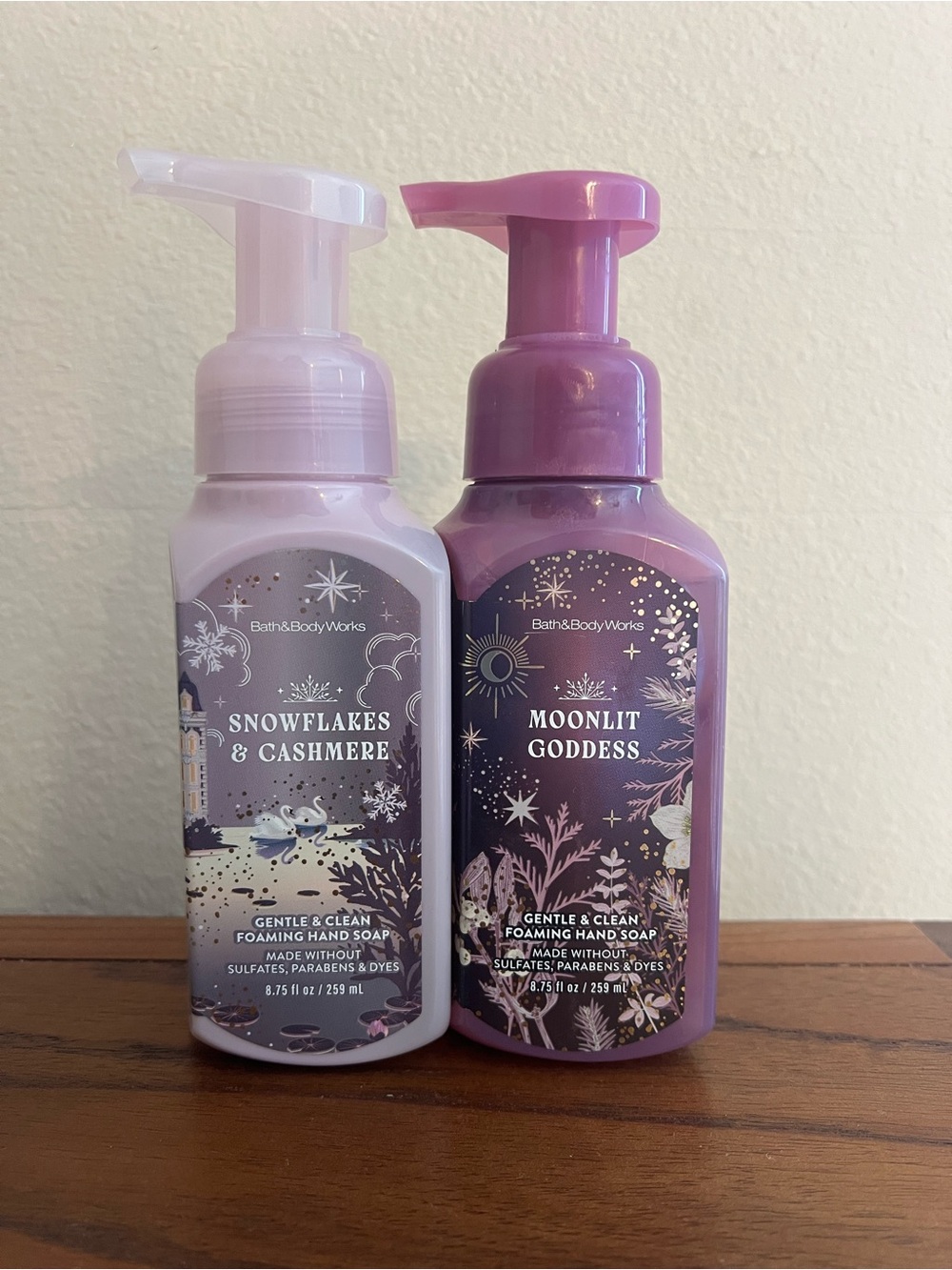 Bath & Body Works Moonlit Goddess & Snowflakes & Cashmere Foaming Hand Soap Set
